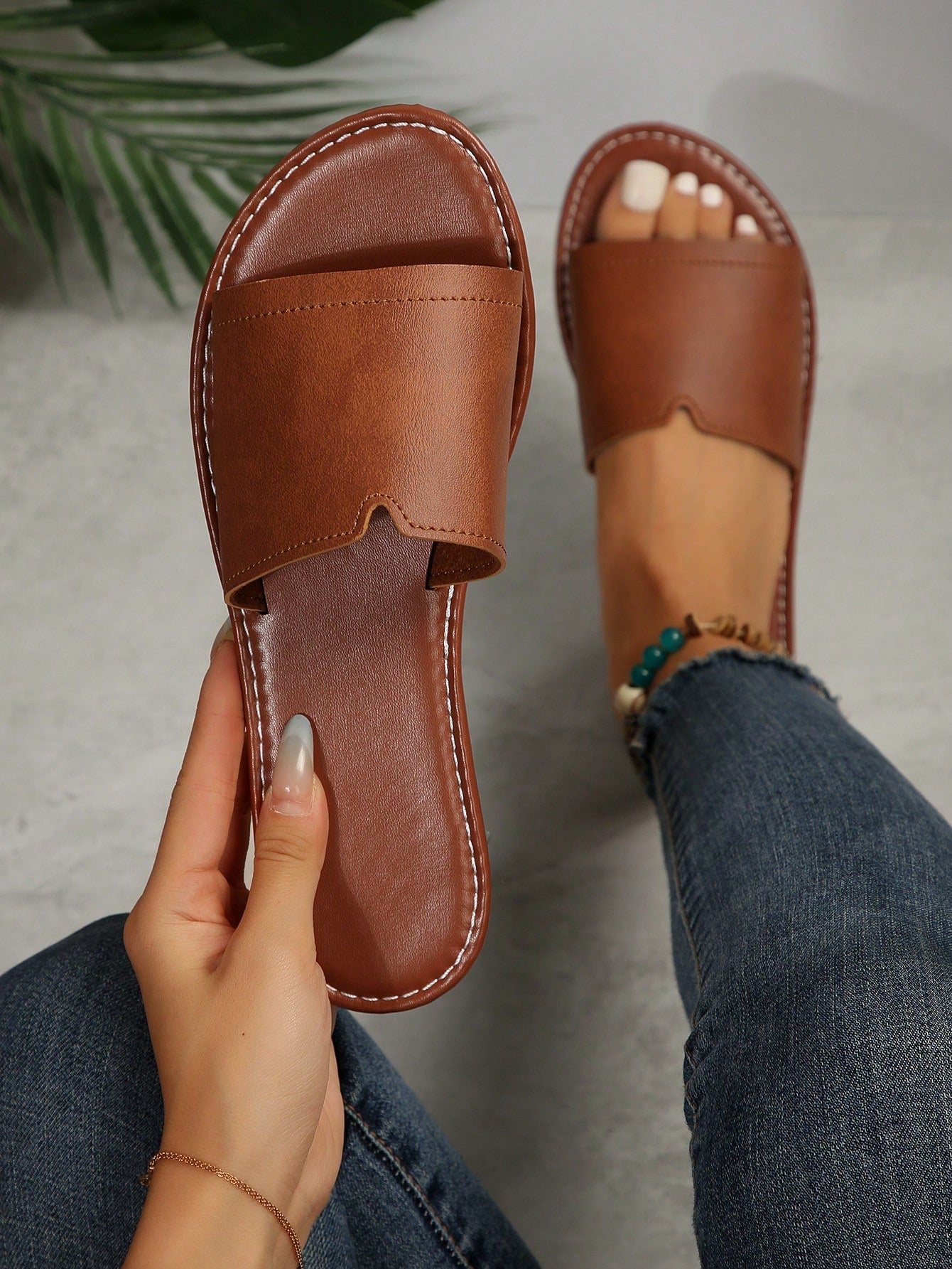 Women's Casual Flat Slippers Outdoor Beach Sandals